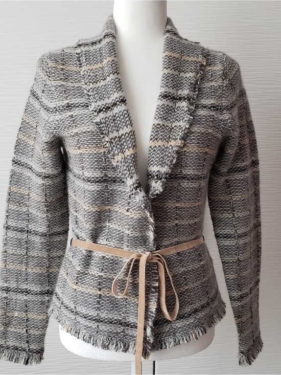 Sweaters - Banana Republic Wool and Angora Rabbit fur Cozy Knit Sweater